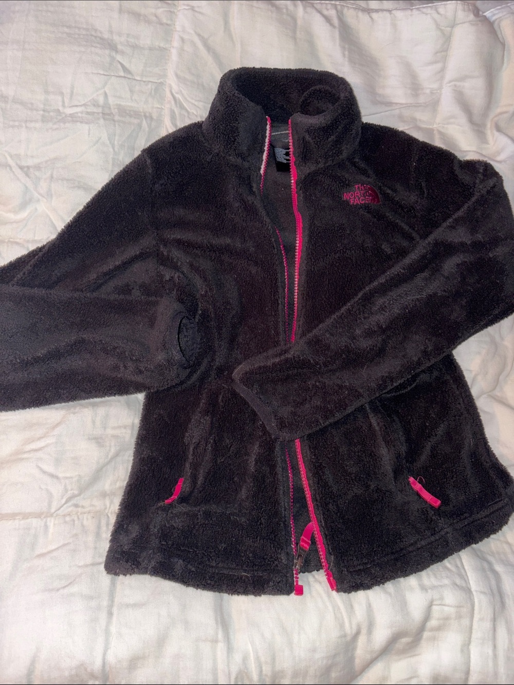 The North Face Kids Black Fuzzy Puffer Jacket with Pink Trim Girls Medium new